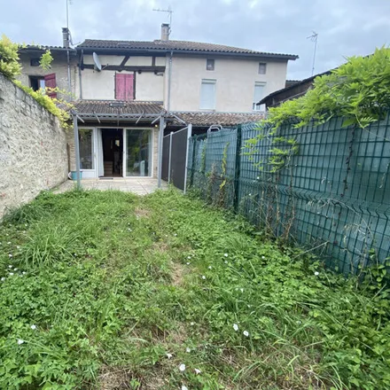 Buy this 3 bed house on Cardouille in 3 Rue Taillefer, 47410 Lauzun