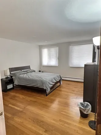 Rent this 1 bed apartment on Eastern Mountain Sport in Commonwealth Avenue, Boston