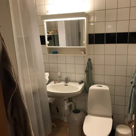Rent this 3 bed apartment on Nelinsgatan 5 in 603 45 Norrköping, Sweden