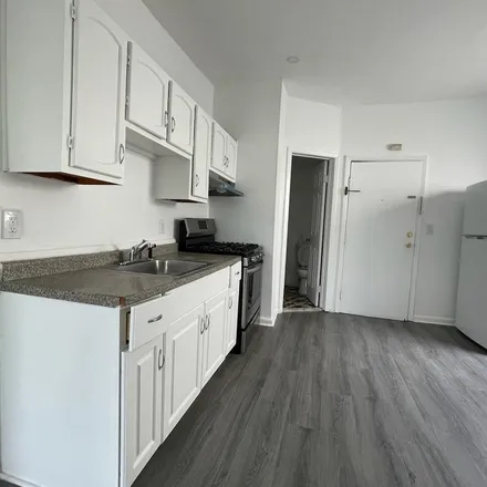 Rent this 2 bed apartment on Danforth Avenue at Fowler Avenue in Danforth Avenue, Greenville