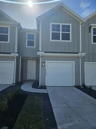 Rent this 3 bed house on Kingsland Boulevard in Fort Bend County, TX 77493