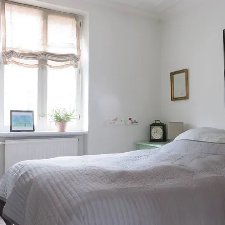 Rent this 4 bed apartment on 1357 København K