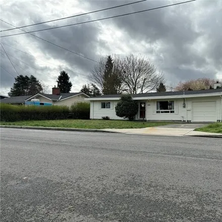 Buy this 4 bed house on 1306 28th Street Southeast in Auburn, WA 98002
