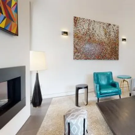 Rent this 6 bed apartment on 433 Brown Street in Northern Liberties, Philadelphia
