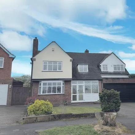 Buy this 5 bed house on Inglewood Grove in Streetly, B74 3LN