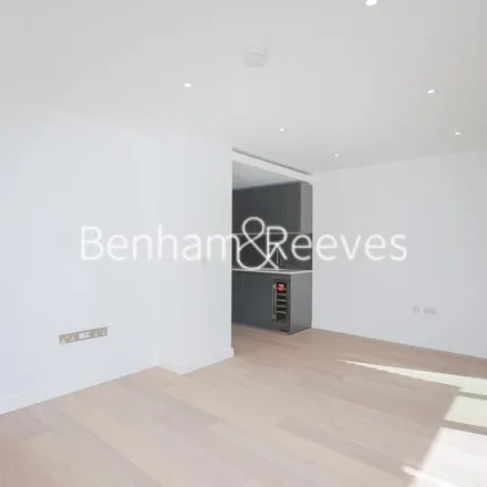 Image 7 - Chancellor's Road, London, W6 9BF, United Kingdom - Apartment for rent