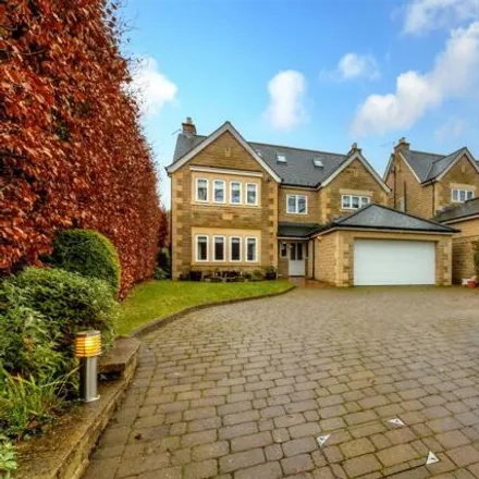 Buy this 6 bed house on 30 Dore Road in Sheffield, S17 3NE