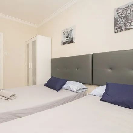 Rent this 3 bed apartment on Jerez de la Frontera in Calle Cartuja, 11401 Jerez