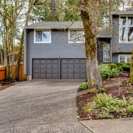 Buy this 3 bed house on 1502 West 28th Avenue in Eugene, OR 97405