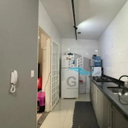 Buy this 3 bed house on Rua Nazareth Virginia Pereira Dias in Aeroporto, Londrina - PR