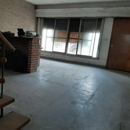 Buy this 3 bed house on Mariño y San Pedro in Profesor J. Mariño, Partido de Lomas de Zamora