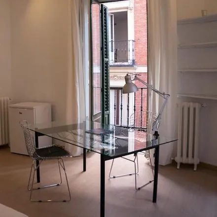 Image 3 - Madrid, Calle de Pozas, 18, 28004 Madrid - Room for rent