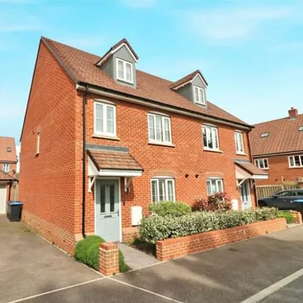 Buy this 4 bed duplex on White Cross Drive in Woolmer Green, SG3 6FF