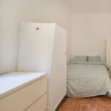 Image 5 - Rua Sampaio e Pina - Room for rent