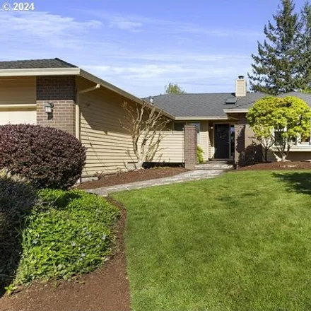 Buy this 3 bed house on 150 Northeast Greenway Drive in Gresham, OR 97030