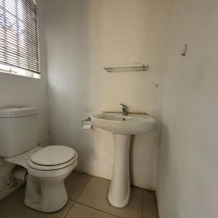 Image 7 - Daniel Malan Avenue, Florida Hills, Roodepoort, 2709, South Africa - Apartment for rent
