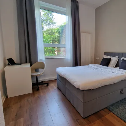 Rent this 1 bed apartment on Liebigstraße 24 in 40479 Dusseldorf, Germany