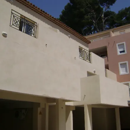 Rent this 3 bed apartment on 12 Bargemont in 13500 Martigues, France