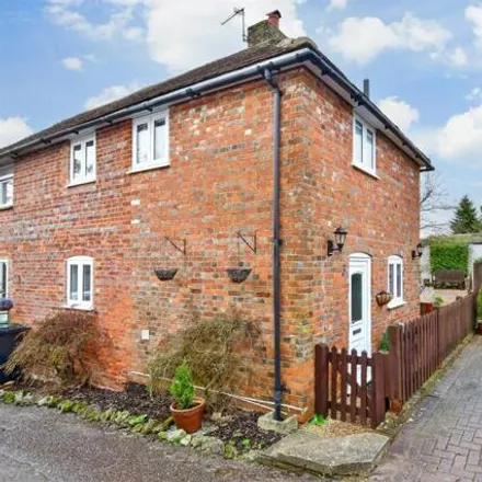 Buy this 2 bed house on Kettle Lane in West Farleigh, ME15 0JU