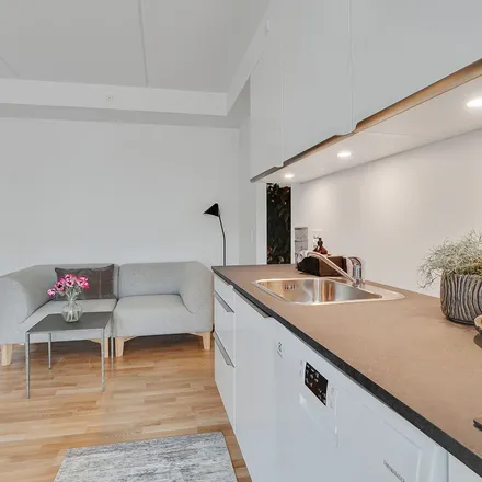 Rent this 3 bed apartment on Børglumvej 9 in 8240 Risskov, Denmark