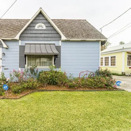 Buy this 3 bed house on 174 North Guegnon Street in Abbeville, LA 70510