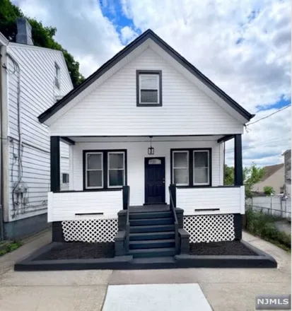 Buy this 3 bed house on 294 North 4th Street in Paterson, NJ 07522