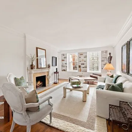 Buy this studio apartment on 164 East 72nd Street in New York, NY 10021