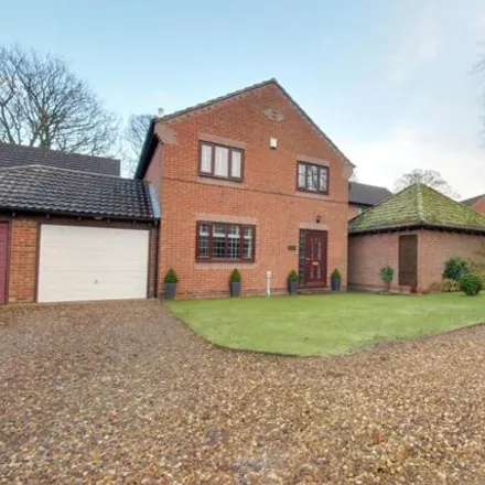 Buy this 4 bed house on Lawson Close in Walkington, HU17 8TR