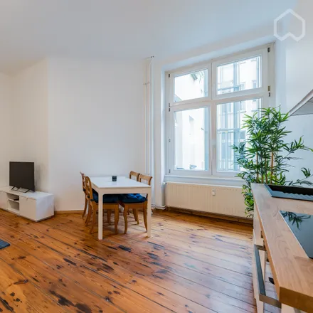 Rent this 2 bed apartment on Chodowieckistraße 29 in 10405 Berlin, Germany