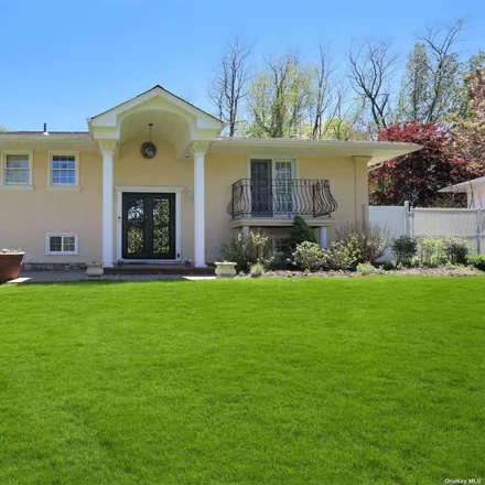 Buy this 5 bed house on 60 Old Tappan Road in City of Glen Cove, NY 11542