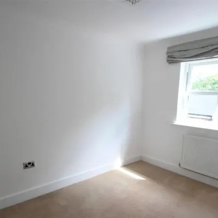 Rent this 4 bed apartment on Katherine Close in London, NW7 1DA