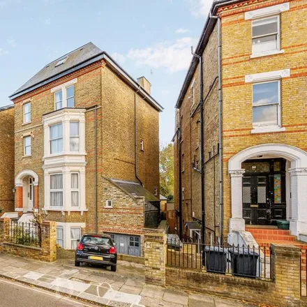 Rent this 3 bed apartment on Grange Park in London, W5 3PR