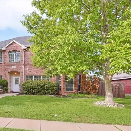 Buy this 4 bed house on 1511 Snow Trail in Lewisville, TX 75077