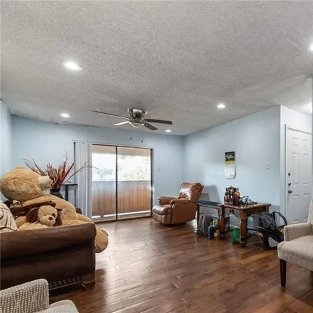 Image 3 - 7920 Skillman Street, Dallas, TX 75231, USA - Condo for rent