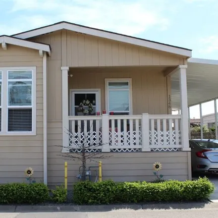 Buy this studio apartment on 1352 Chelsea Way in Hayward, CA 94544