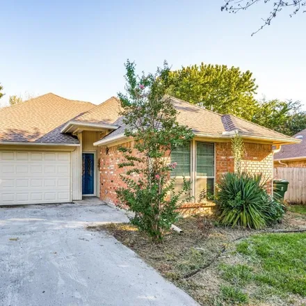 Buy this 3 bed house on 1519 Brook Forest Drive in Mansfield, TX 76063