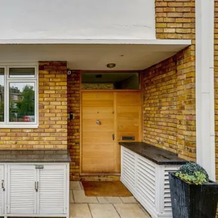 Image 2 - Meadowbank, Primrose Hill, London, NW3 3AY, United Kingdom - Townhouse for rent