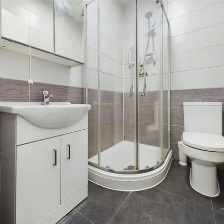 Image 2 - Station Road, London, NW10 4XA, United Kingdom - Apartment for rent