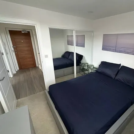 Rent this 1 bed apartment on Leigh-on-Sea in SS9 1AA, United Kingdom
