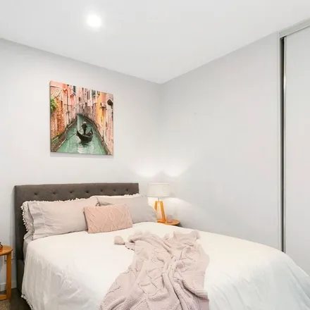 Rent this 3 bed apartment on 163 Burwood Road in Hawthorn VIC 3122, Australia