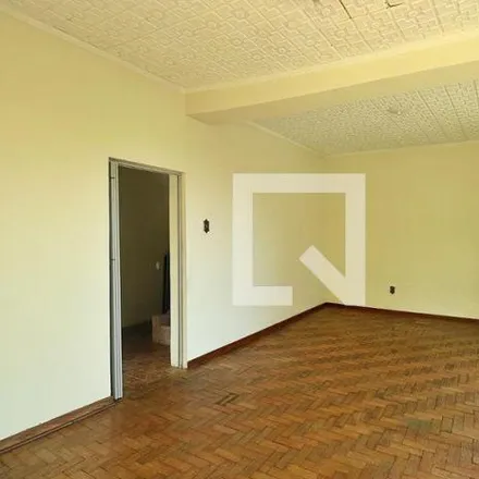 Rent this 3 bed house on Rua Croácia in Parque Novo Oratório, Santo André - SP