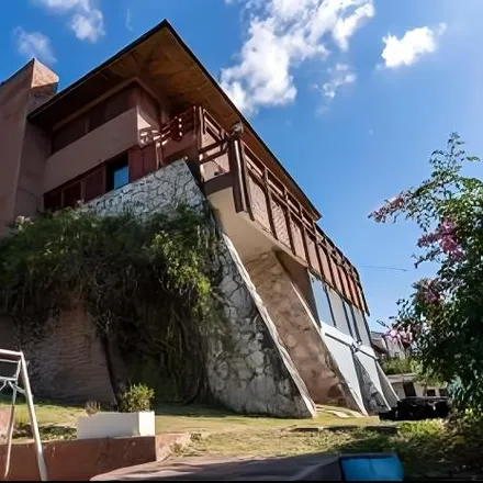 Buy this 5 bed house on Oscar Ferreyra in Departamento Colón, Río Ceballos