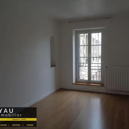 Rent this 4 bed apartment on 2 Rue de la Chaussée in 61000 Alençon, France