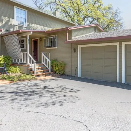 Buy this 3 bed townhouse on 570 Sunny Oak Court in Murphys, Calaveras County