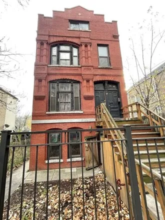 Rent this 3 bed house on 2725 West 15th Place in Chicago, IL 60608