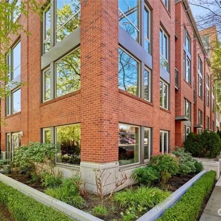 Buy this 2 bed condo on 530 Broadway East in Seattle, WA 98102