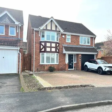 Buy this 4 bed house on Whimbrel Road in Gloucester, GL2 4LJ