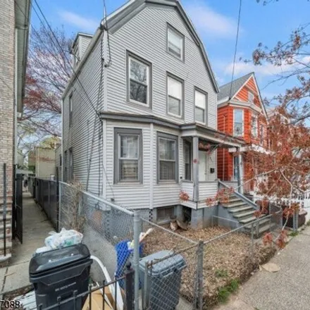 Buy this 4 bed house on 805 South 14th Street in Newark, NJ 07108
