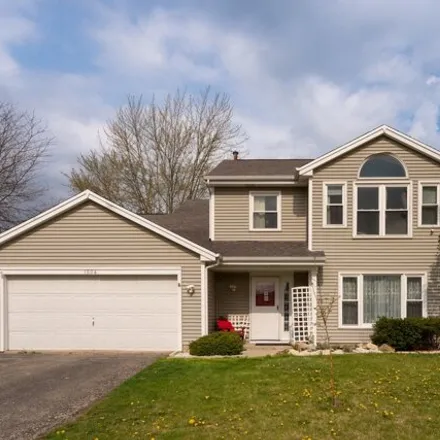 Buy this 4 bed house on 703 Alexandra Boulevard in Crystal Lake, IL 60014