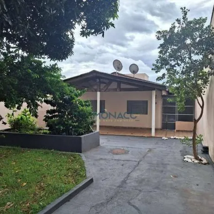 Buy this 2 bed house on Rua Serra da Mantiqueira in Bandeirantes, Londrina - PR